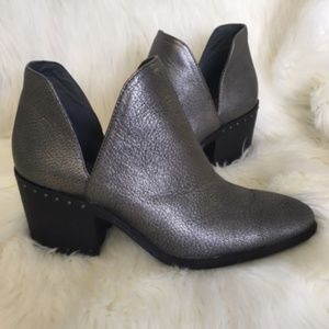 Vince Camuto Petran Pewter Booties Size 7.5